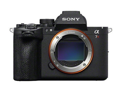 Nuova fotocamera mirrorless